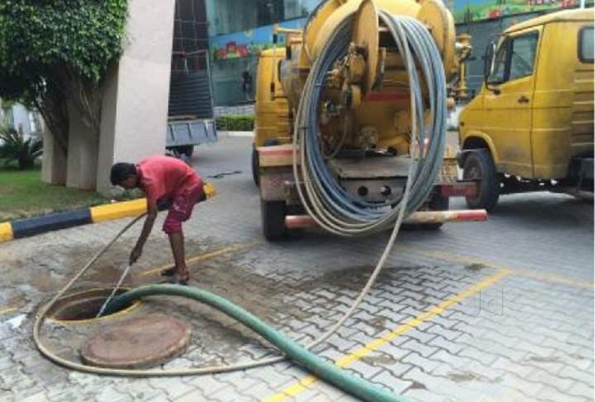 Sewage Extraction Service